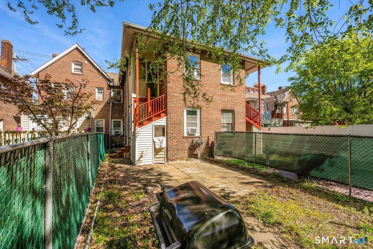 1040 Connecticut Avenue Bridgeport, CT 06607 - Photo 5 of 24