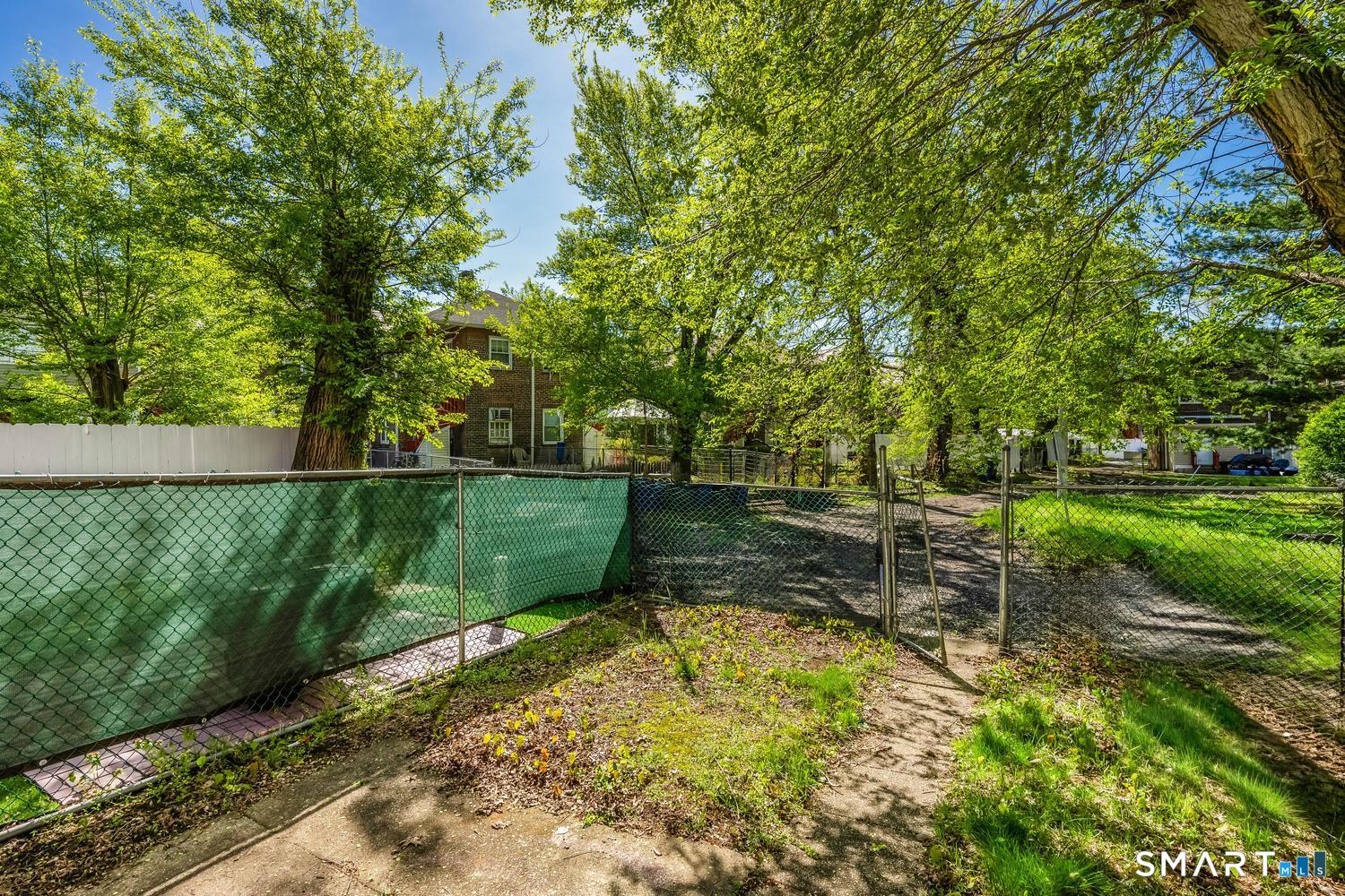 1040 Connecticut Avenue Bridgeport, CT 06607 - Photo 7 of 24