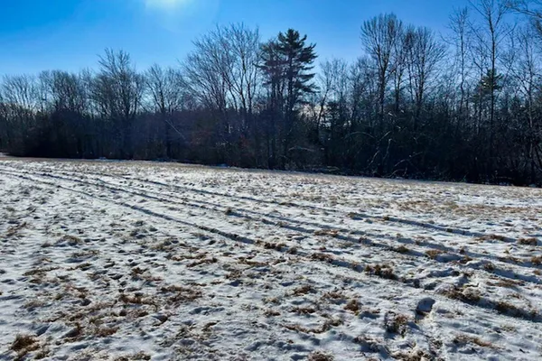 $129,000 | 961 Atlantic Highway, Waldoboro, ME 04572