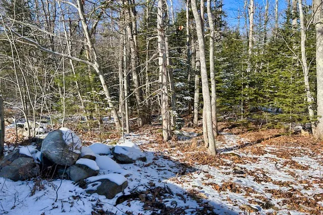 $129,000 | 961 Atlantic Highway, Waldoboro, ME 04572