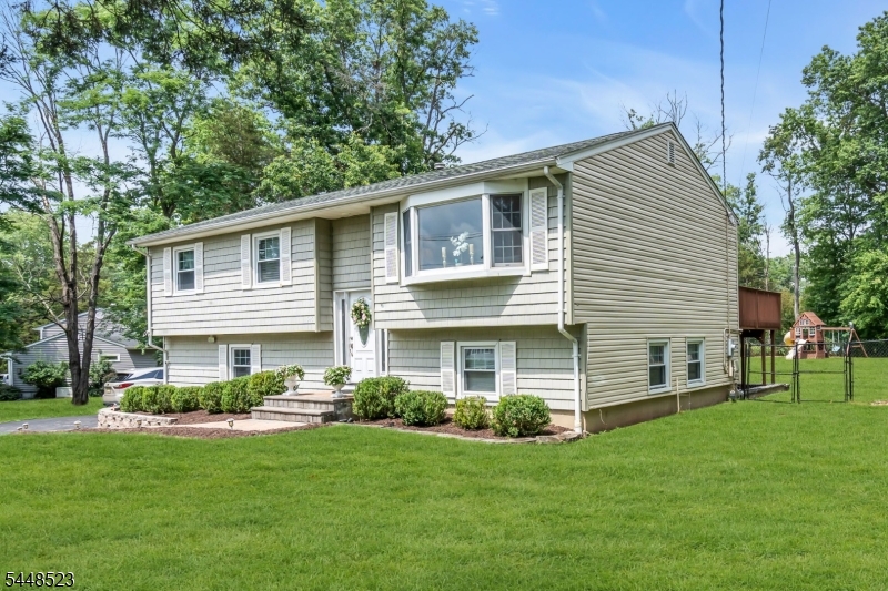 946 Country Club Road Bridgewater, NJ 08807 - Photo 2 of 44