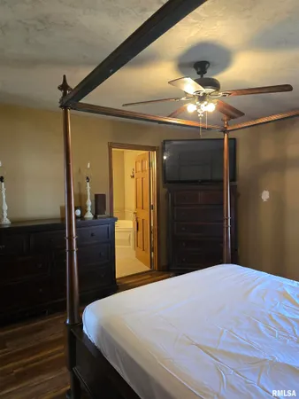 $205,000 | 70 Banyan Drive, Canton, IL 61520