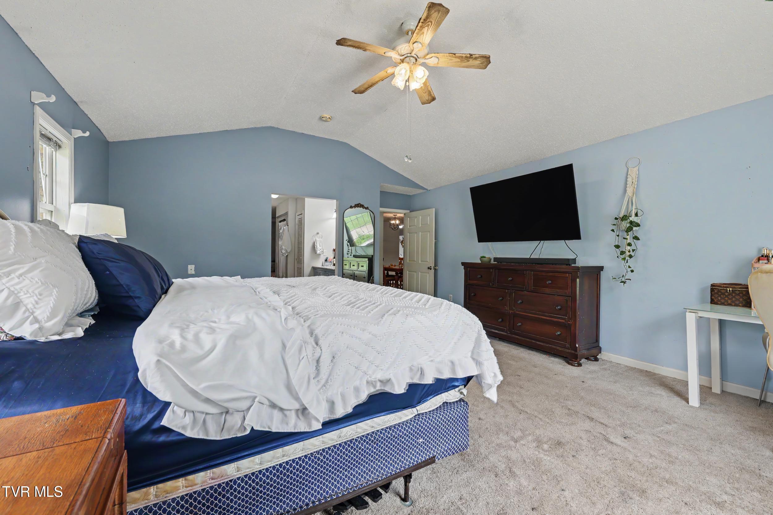 1435 Holly Creek Road Greeneville, TN 37745 - Photo 36 of 71 30_img_0105.png