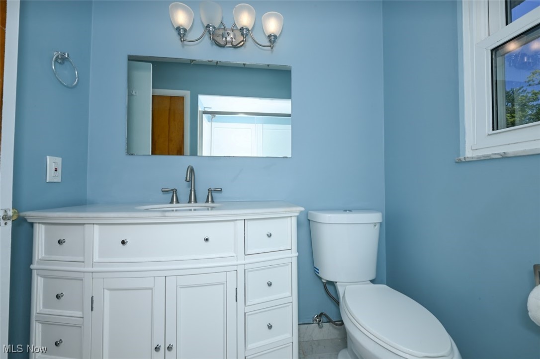 13150 Sprague Road Cleveland, OH 44130 - Photo 22 of 39 Bathroom featuring toilet and vanity