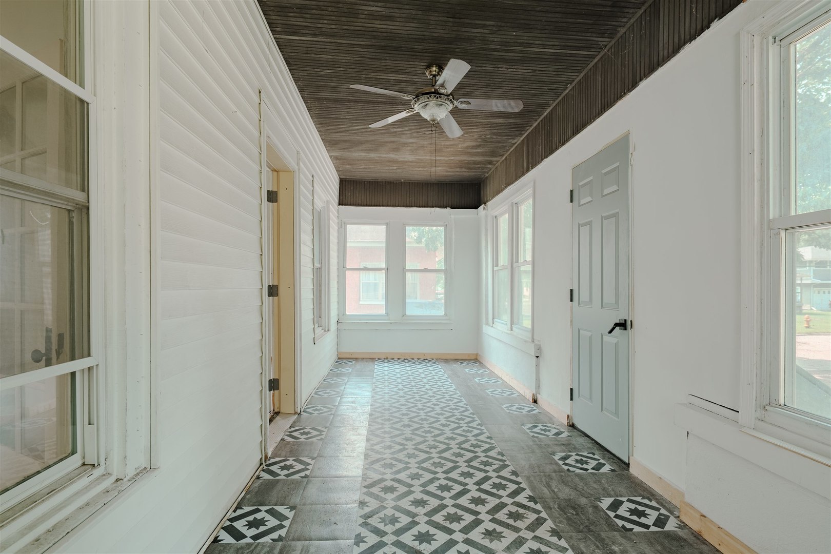 804 North Walnut Street Pontiac, IL 61764 - Photo 31 of 36 a view of hallway with a window and stairs