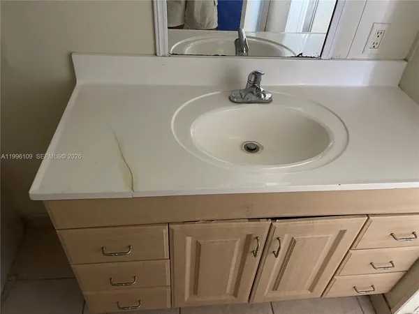$305,000 | 19800 Southwest 180th Avenue, Unit 394, Miami, FL 33187