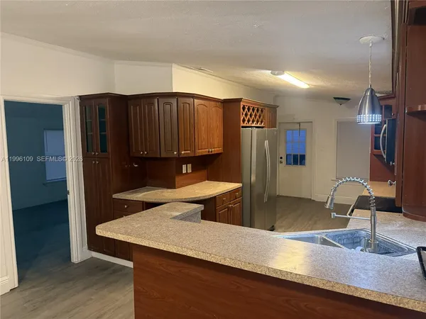 $305,000 | 19800 Southwest 180th Avenue, Unit 394, Miami, FL 33187