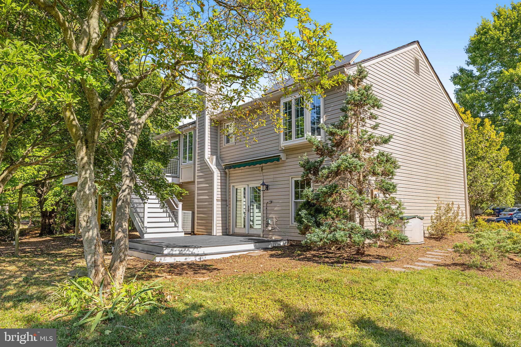13346 Point Rider Lane Herndon, VA 20171 - Photo 4 of 65 Gallery Image 4