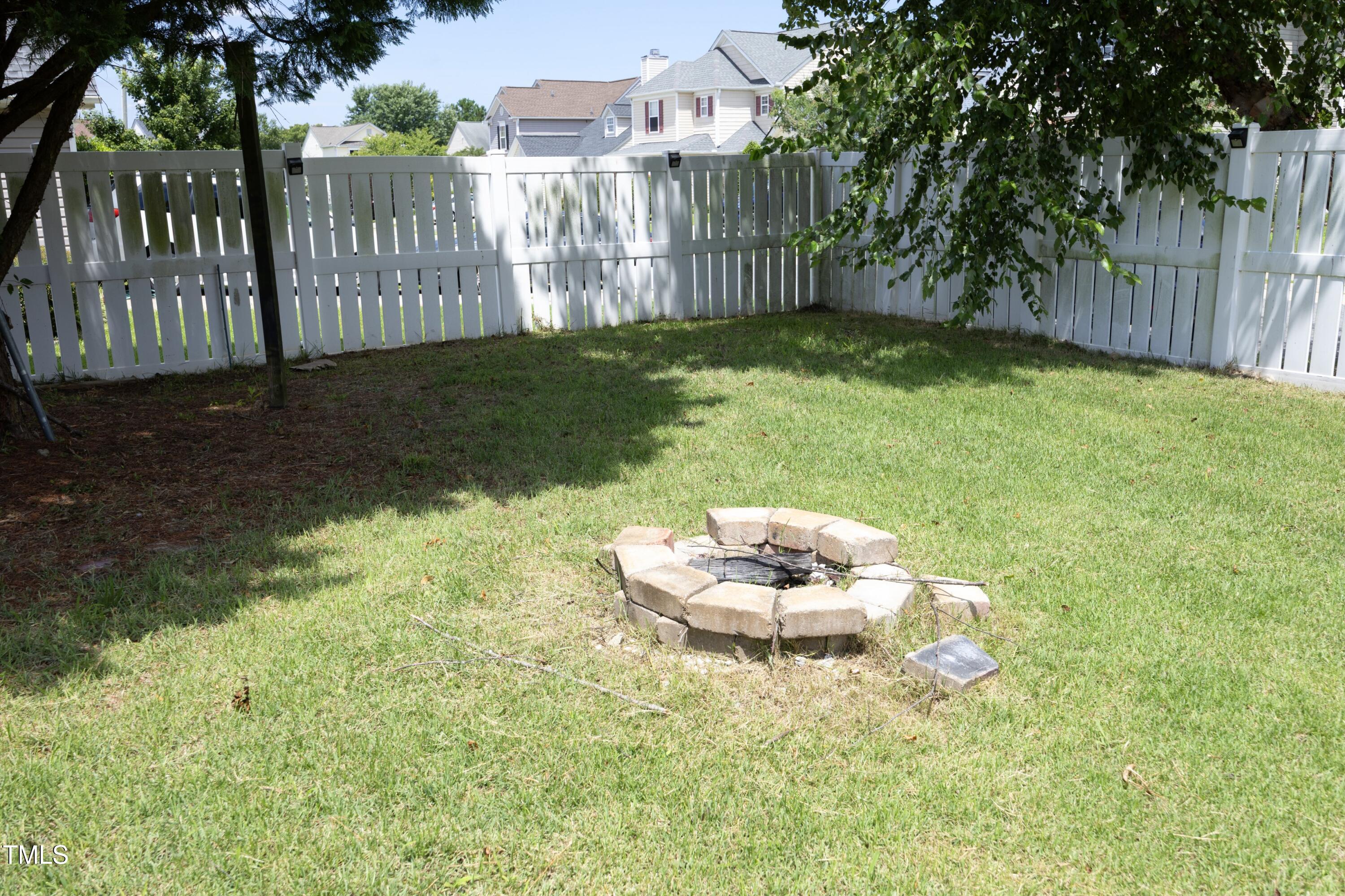 8117 Bright Oak Trail Raleigh, NC 27616 - Photo 22 of 34 22Firepit