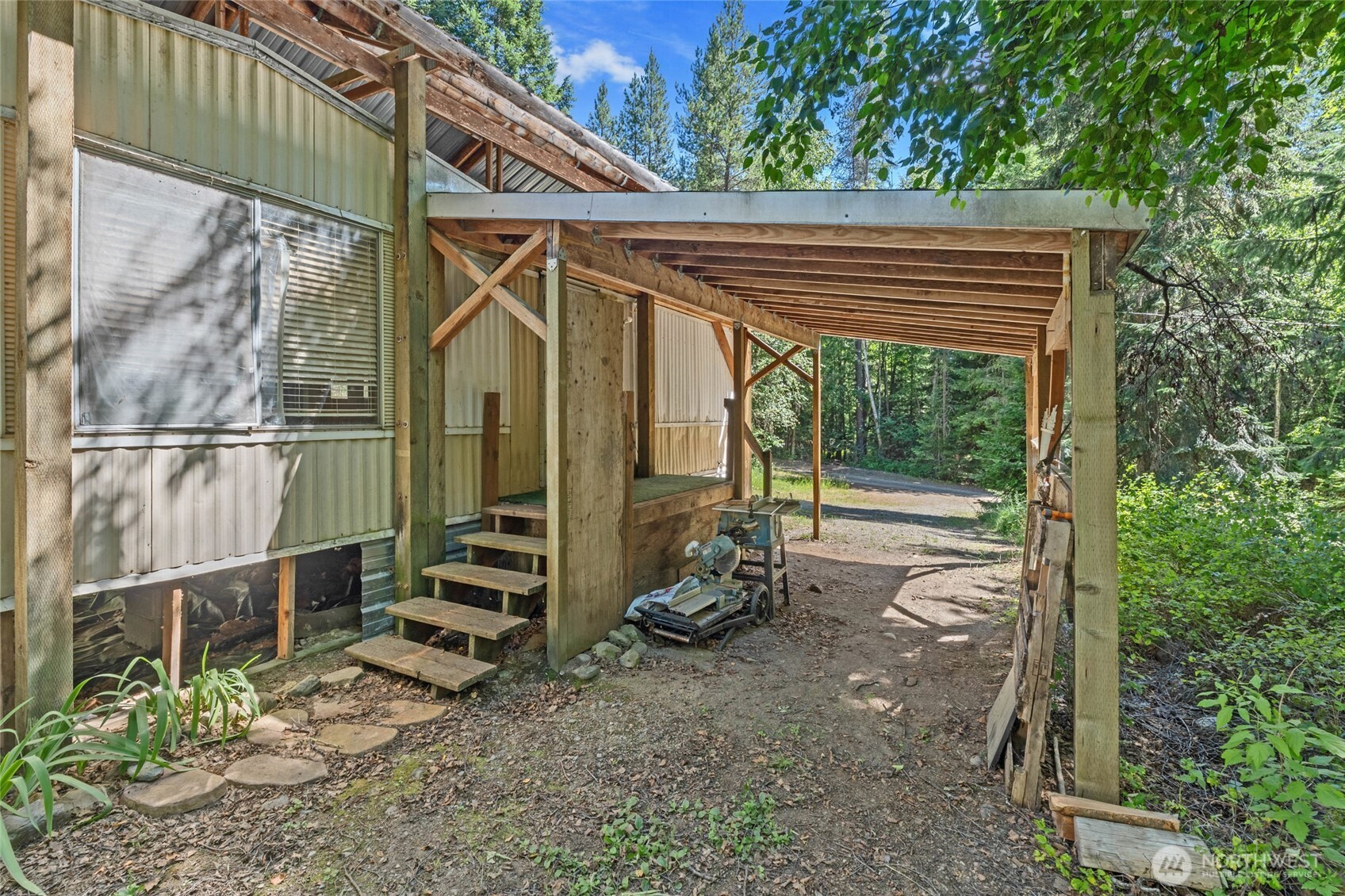 28922 LeClerc Road North Ione, WA 99139 - Photo 17 of 31 a front view of a house