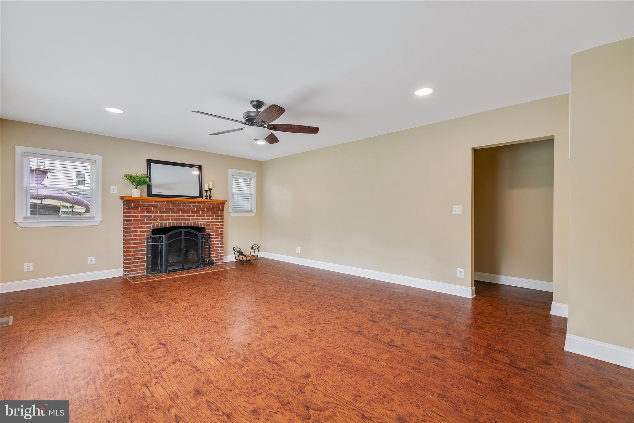 7008 Contee Road Laurel, MD 20707 - Photo 5 of 40