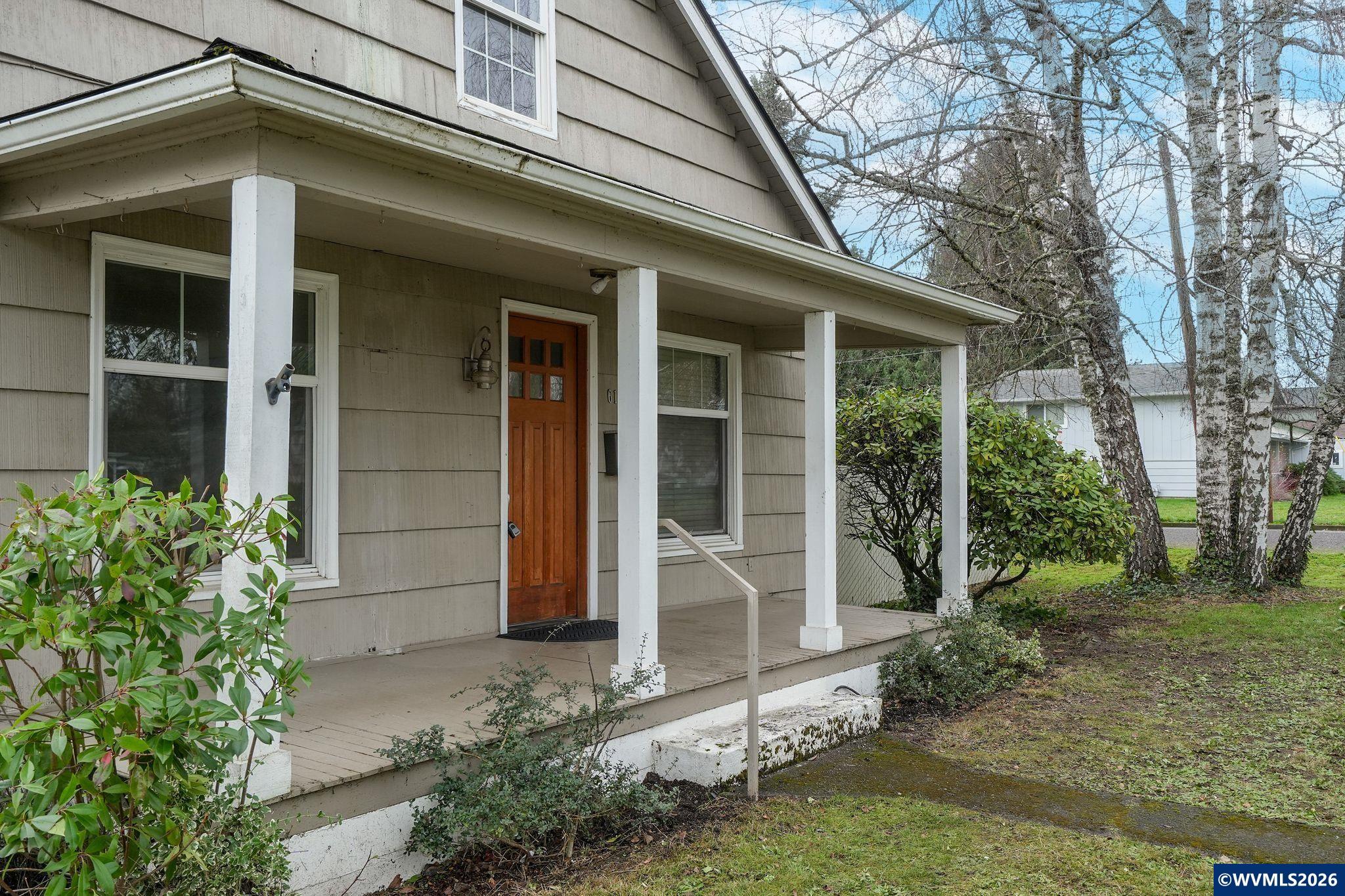 612 Walnut Street Lebanon, OR 97355 - Photo 4 of 31 Gallery Image 4