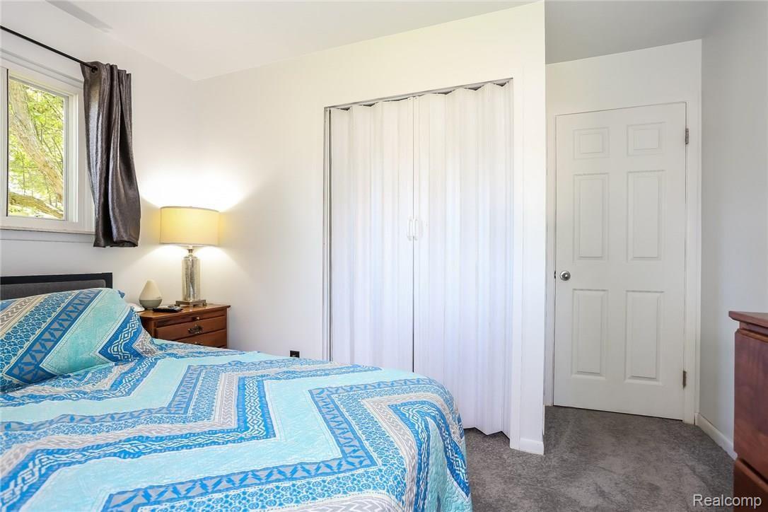 5498 Liberty Bell Road Grand Blanc, MI 48439 - Photo 14 of 31 013-Bedroom-5888686-medium.jpg