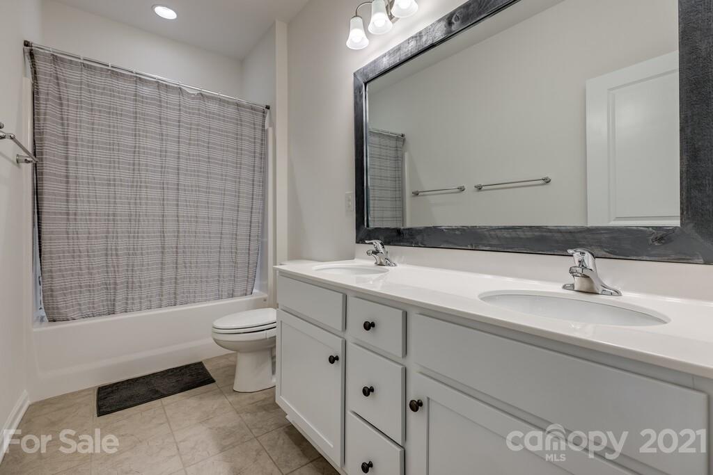 634 Amber Meadows Way, Unit 295 Tega Cay, SC 29708 - Photo 18 of 33