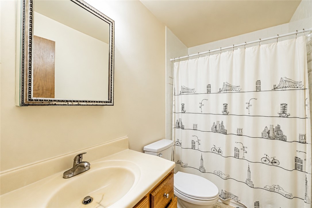 297 Park Ave Apt 2
