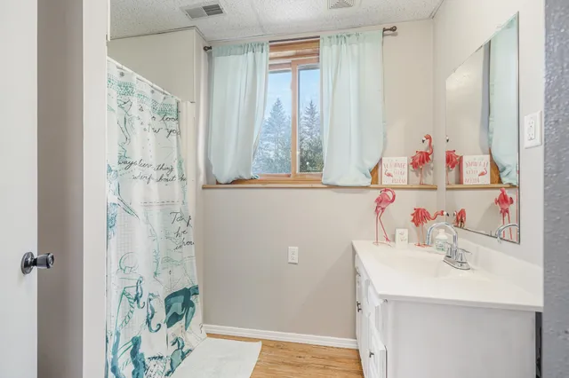 $375,000 | 1951 Amy Jo Drive, Oshkosh, WI 54904