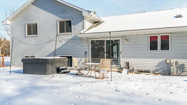$375,000 | 1951 Amy Jo Drive, Oshkosh, WI 54904