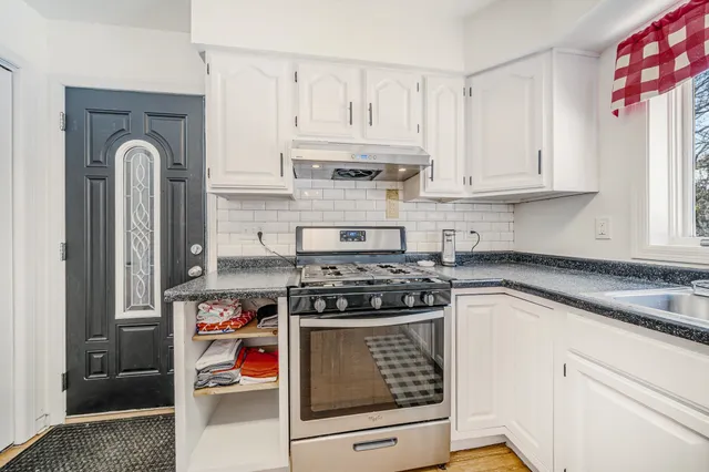 $375,000 | 1951 Amy Jo Drive, Oshkosh, WI 54904