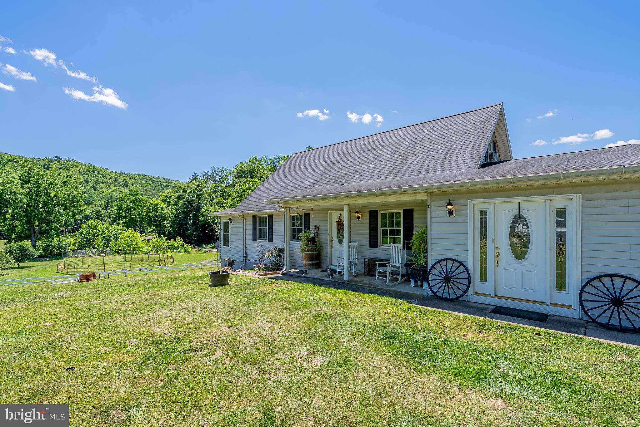 2084 Double Cribbs Road Burlington, WV 26710 - Photo 28 of 87
