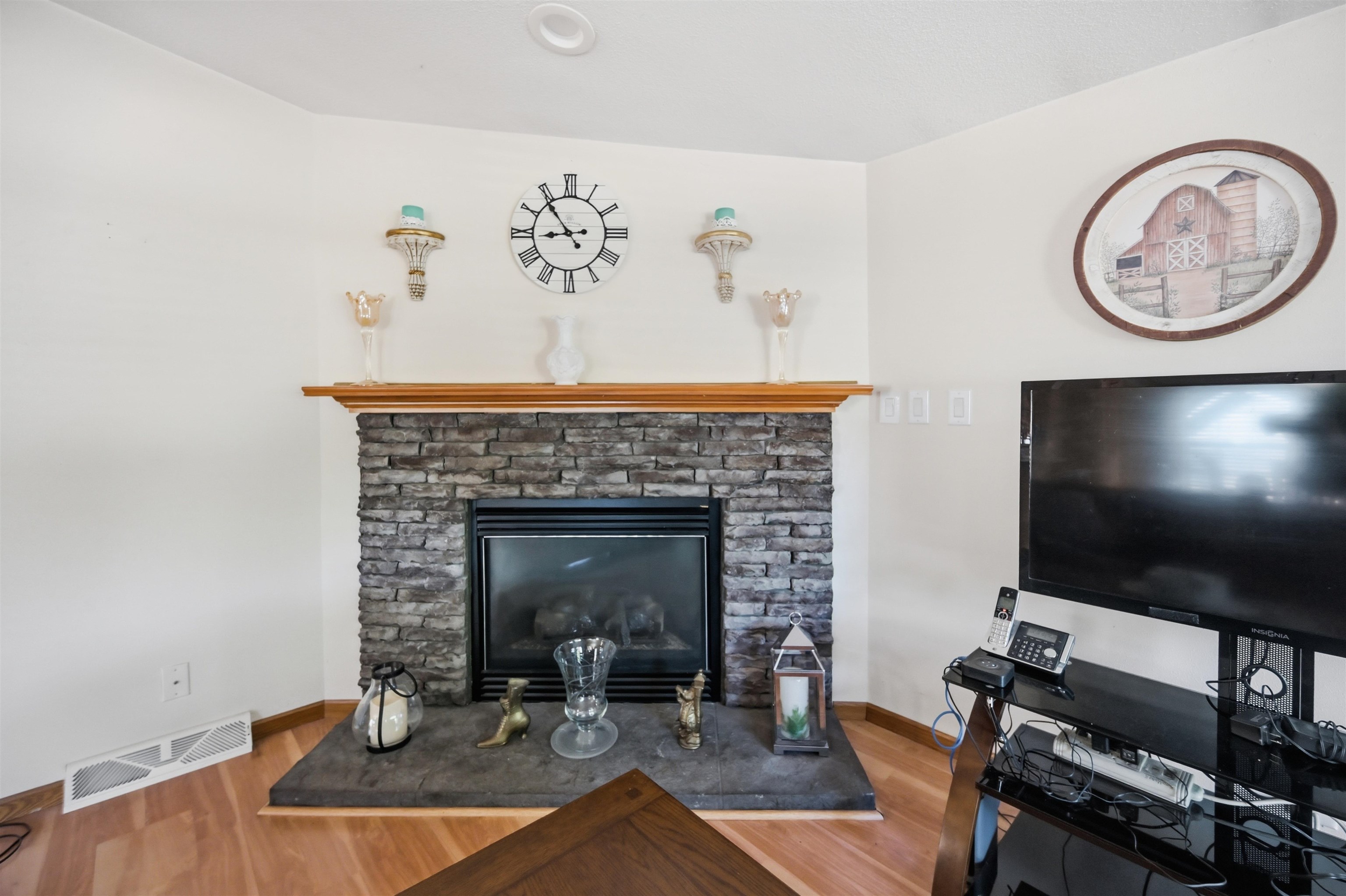 21 Mill Pine Road Sandown, NH 03873 - Photo 16 of 42 Gallery Image 16