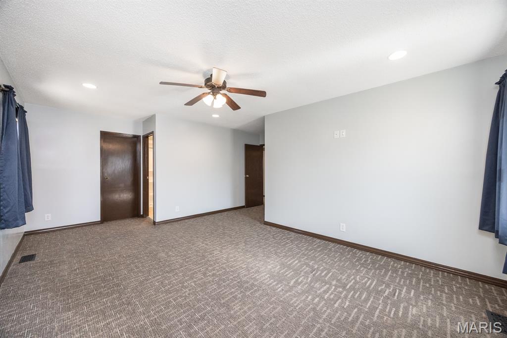 1011 Belleville Street Lebanon, IL 62254 - Photo 13 of 35