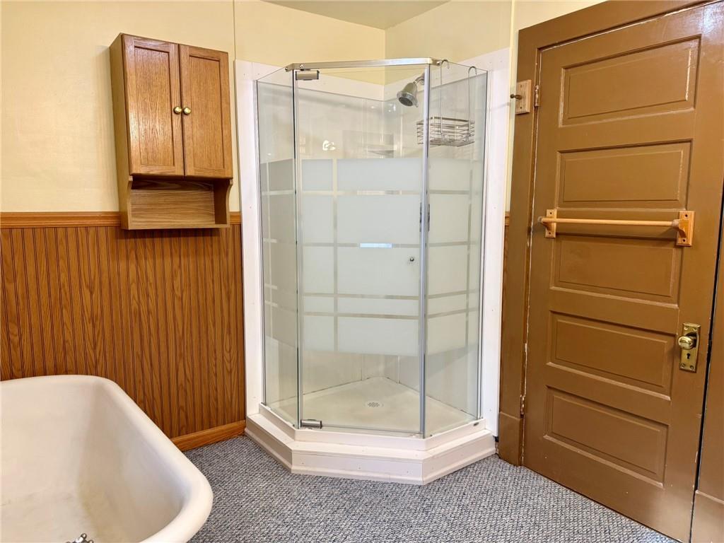 1126 Penn Avenue Vandergrift, PA 15690 - Photo 17 of 24 a bathroom with a bathtub and shower