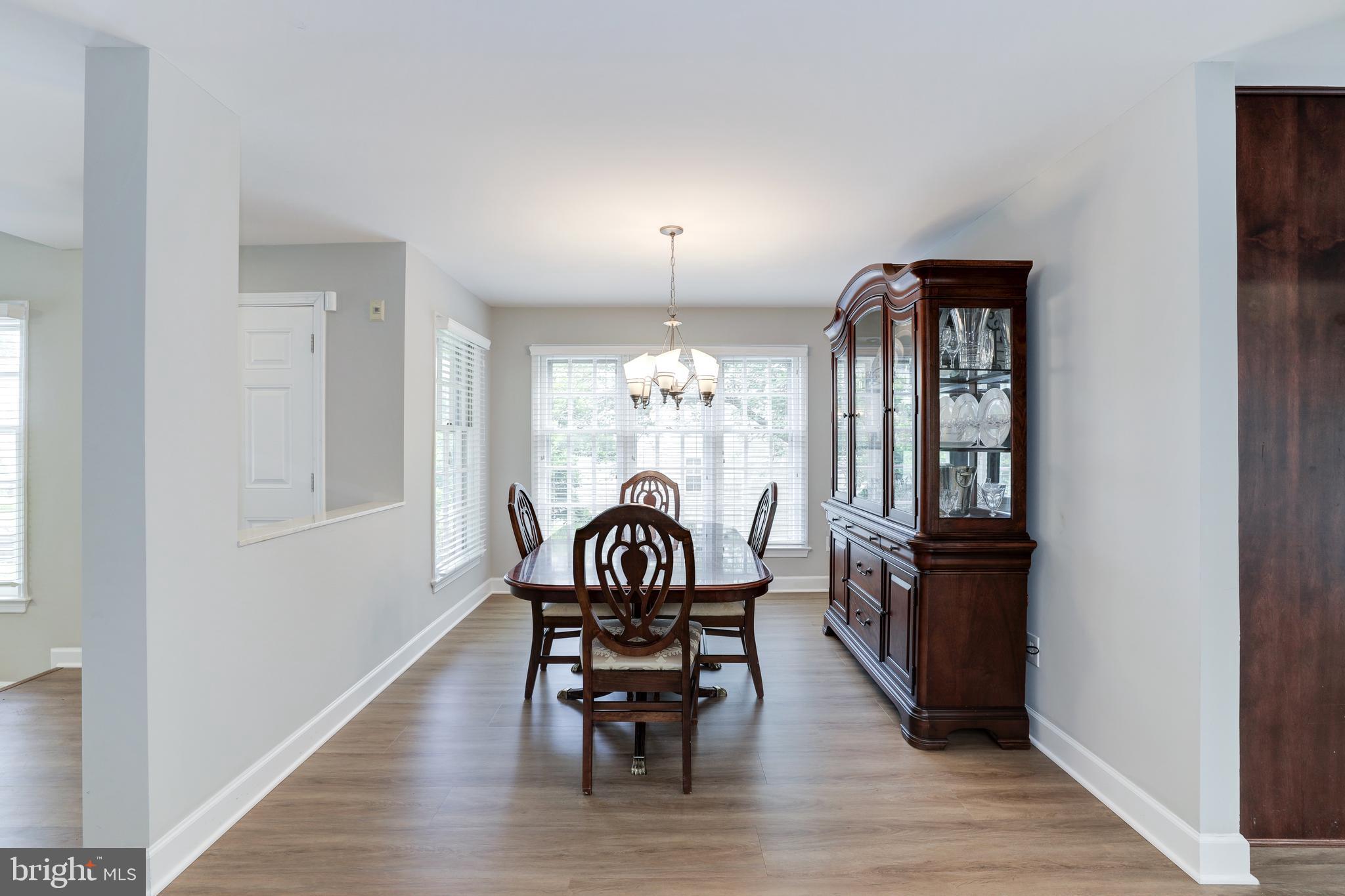 1289 Lamplighter Way Reston, VA 20194 - Photo 11 of 55