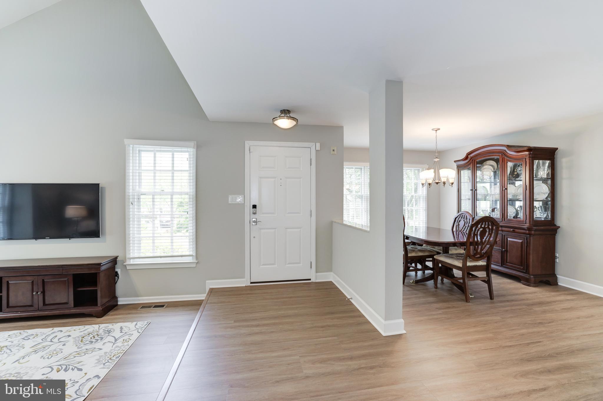 1289 Lamplighter Way Reston, VA 20194 - Photo 16 of 55