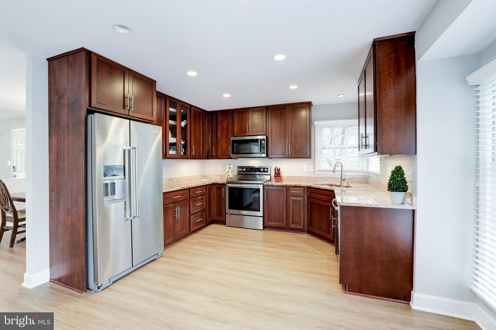 1289 Lamplighter Way Reston, VA 20194 - Photo 25 of 55