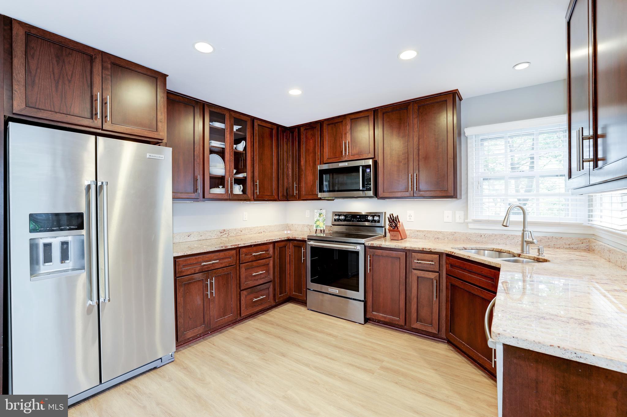 1289 Lamplighter Way Reston, VA 20194 - Photo 26 of 55