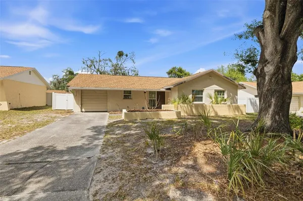$345,000 | 8522 Caledesi Island Drive, Temple Terrace, FL 33637