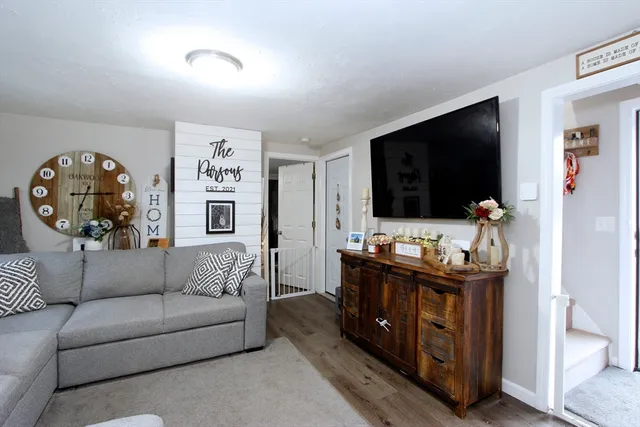 $499,000 | 2795 Cranberry Highway, Wareham, MA 02571