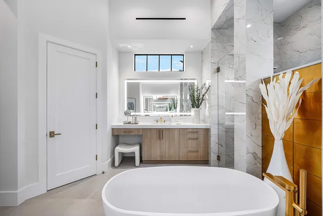 $5,600,000 | 2609 Northeast 27th Way, Fort Lauderdale, FL 33306