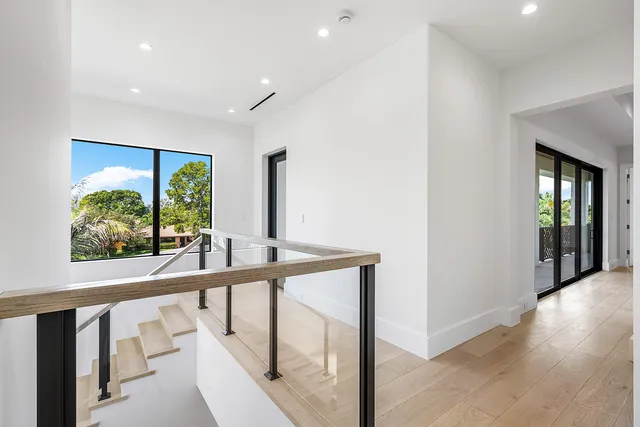 $5,600,000 | 2609 Northeast 27th Way, Fort Lauderdale, FL 33306