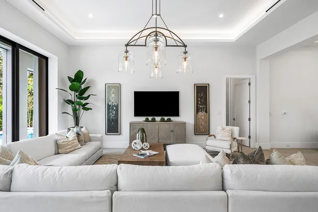 $5,600,000 | 2609 Northeast 27th Way, Fort Lauderdale, FL 33306