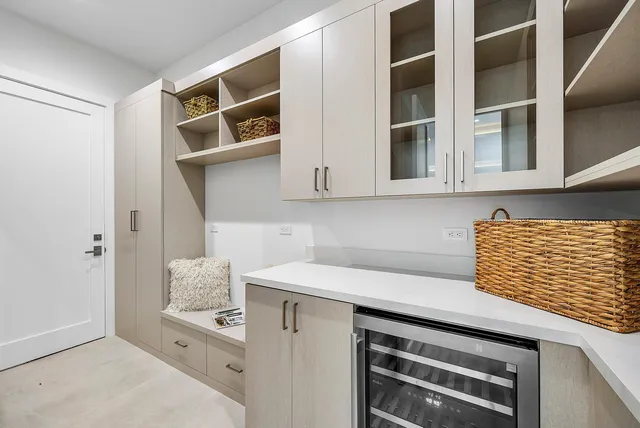 $5,600,000 | 2609 Northeast 27th Way, Fort Lauderdale, FL 33306