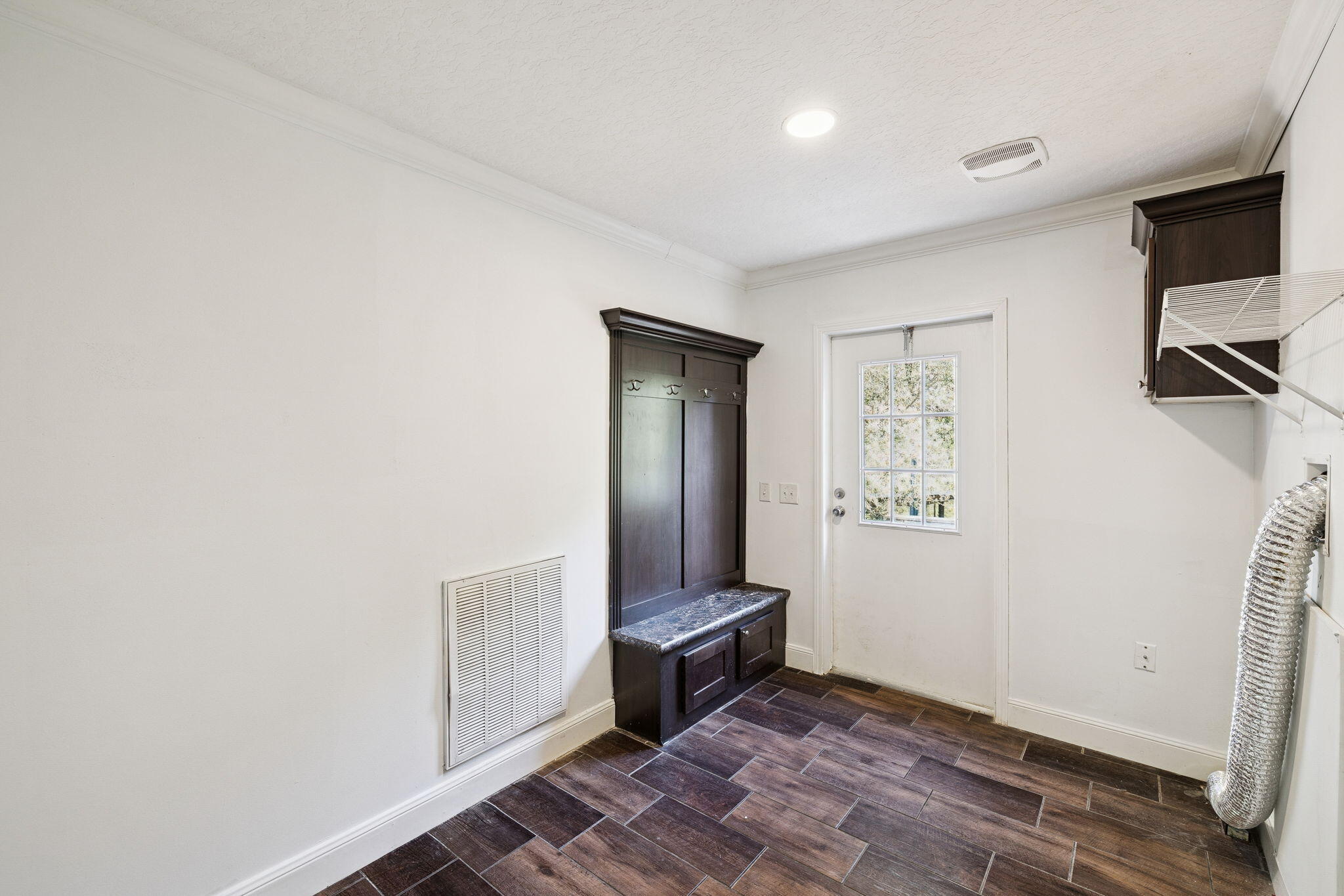 748 Phillips Drive Freeport, FL 32439 - Photo 26 of 32 a view of an empty room