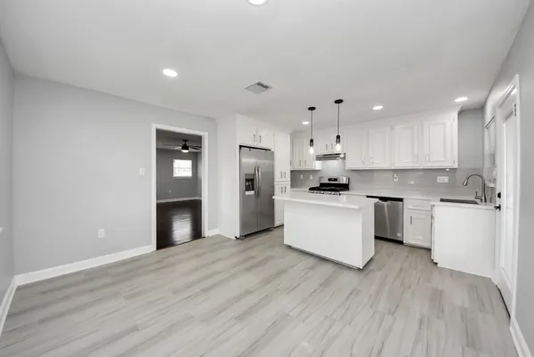 $1,850 | 9238 Klondike Street, Houston, TX 77075