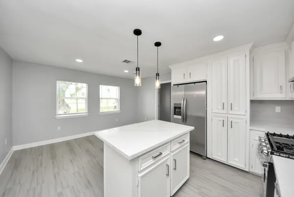 $1,850 | 9238 Klondike Street, Houston, TX 77075