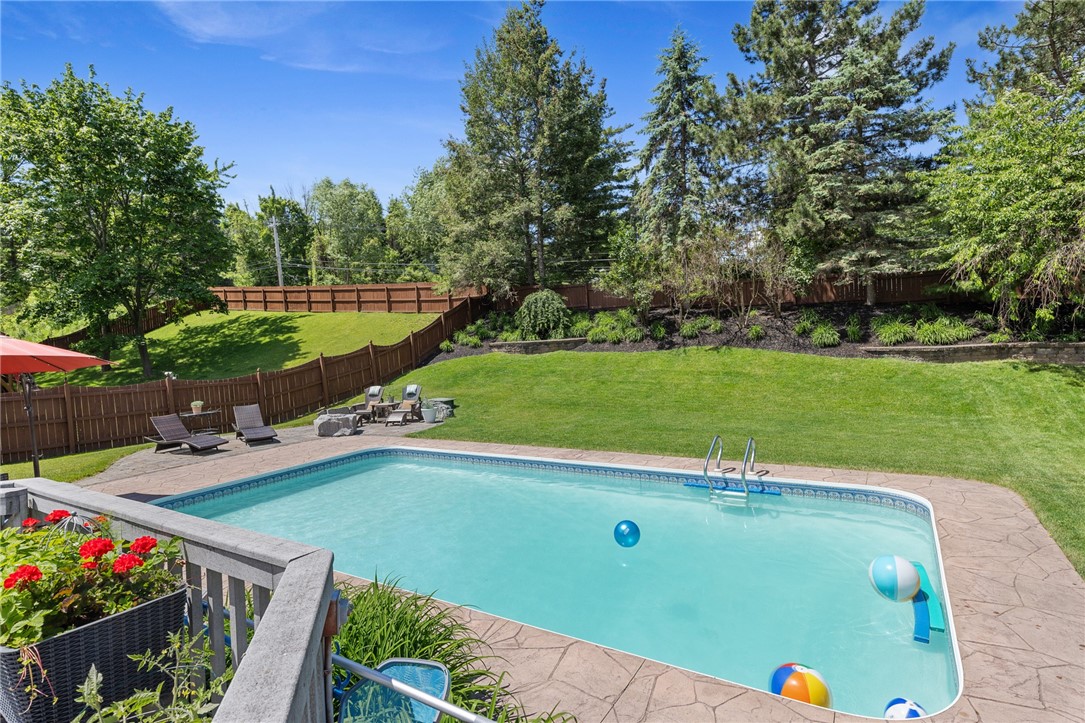 18 Wedmore Road Perinton, NY 14450 - Photo 4 of 48