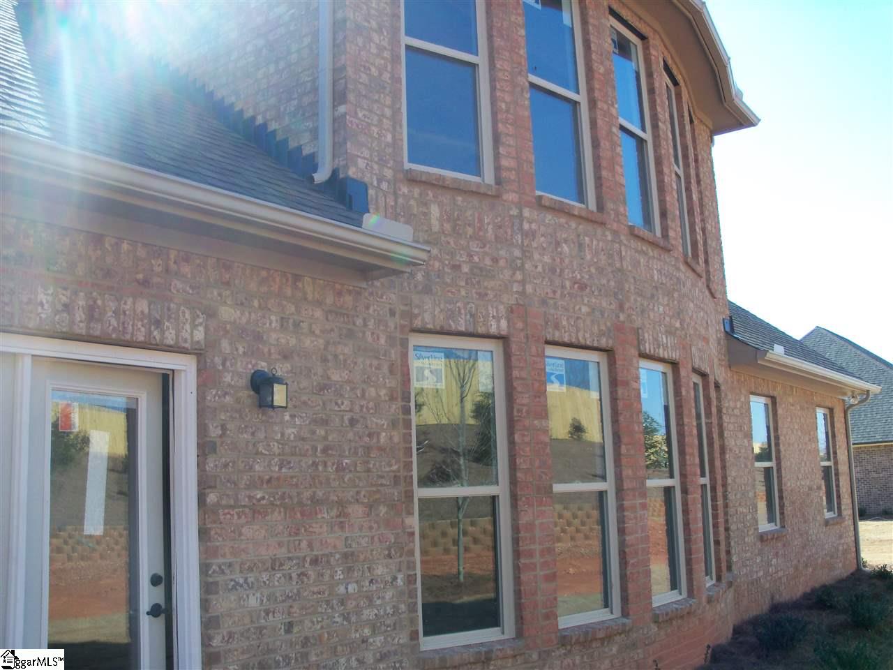 123 Tully Drive Anderson, SC 29621 - Photo 3 of 36 Gallery Image 3