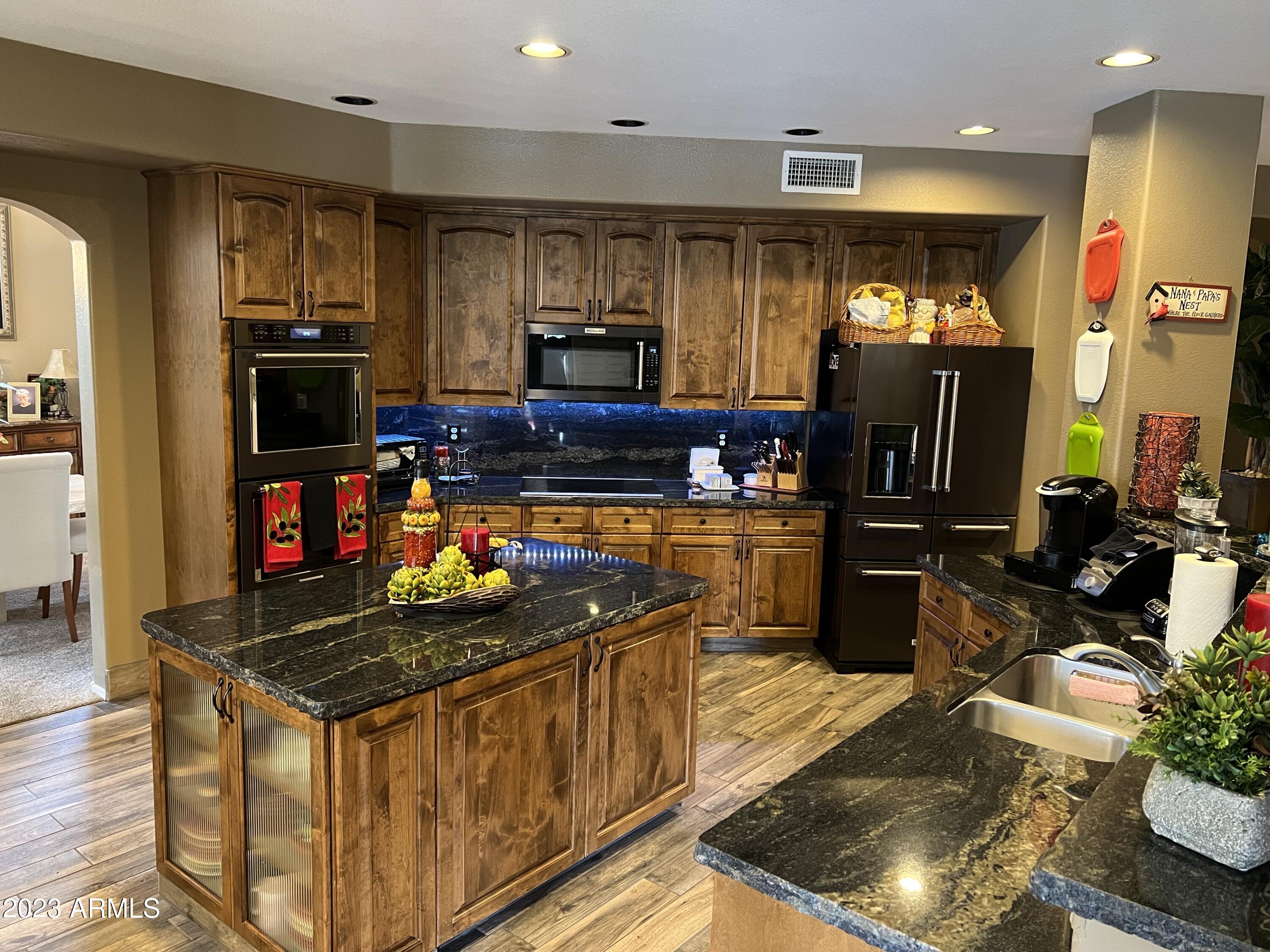 5260 West Mohawk Lane Glendale, AZ 85308 - Photo 30 of 61 Jax6NavMSZyJ+hJf27P9Xg