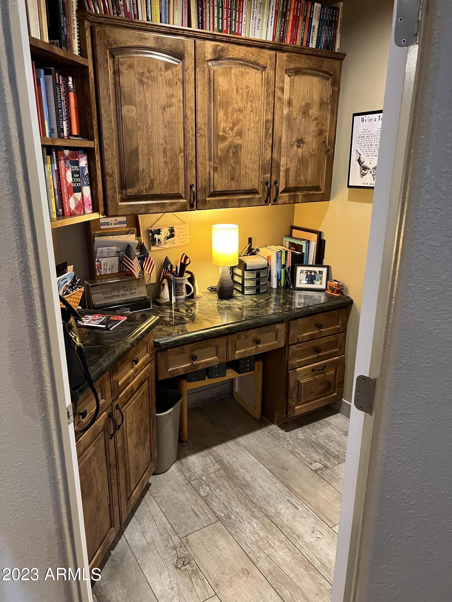 5260 West Mohawk Lane Glendale, AZ 85308 - Photo 40 of 61 Fq4g9NlRSiuFKKlLK+ZSkA