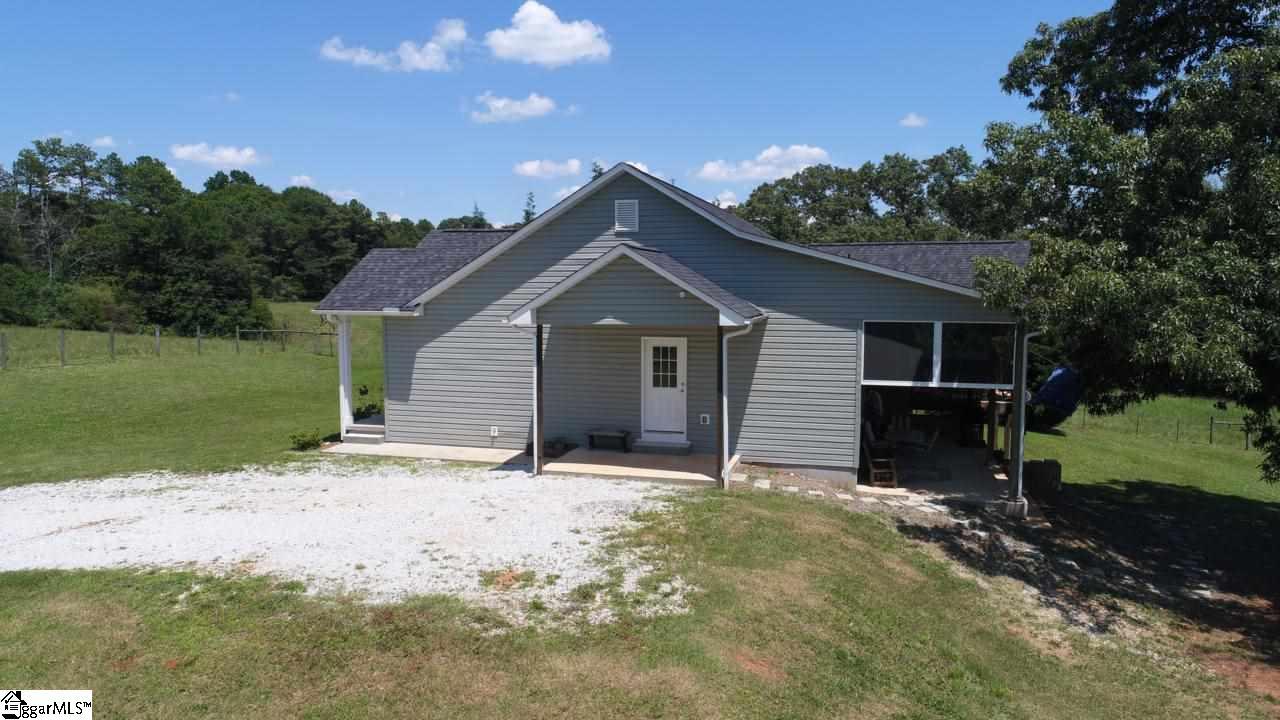 138 Rocky Farm Road Seneca, SC 29678 - Photo 2 of 30 Gallery Image 2