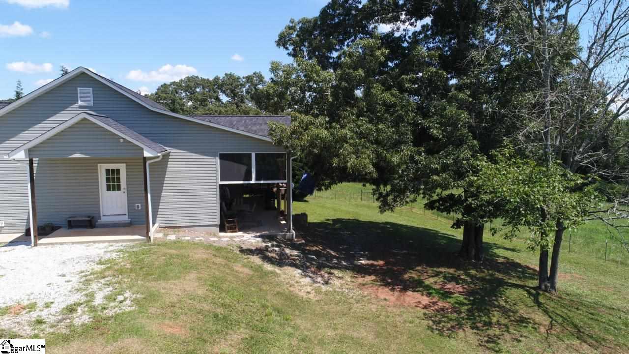 138 Rocky Farm Road Seneca, SC 29678 - Photo 3 of 30 Gallery Image 3