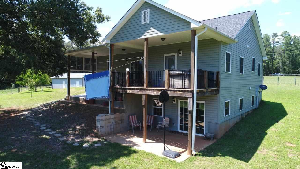 138 Rocky Farm Road Seneca, SC 29678 - Photo 4 of 30 Gallery Image 4