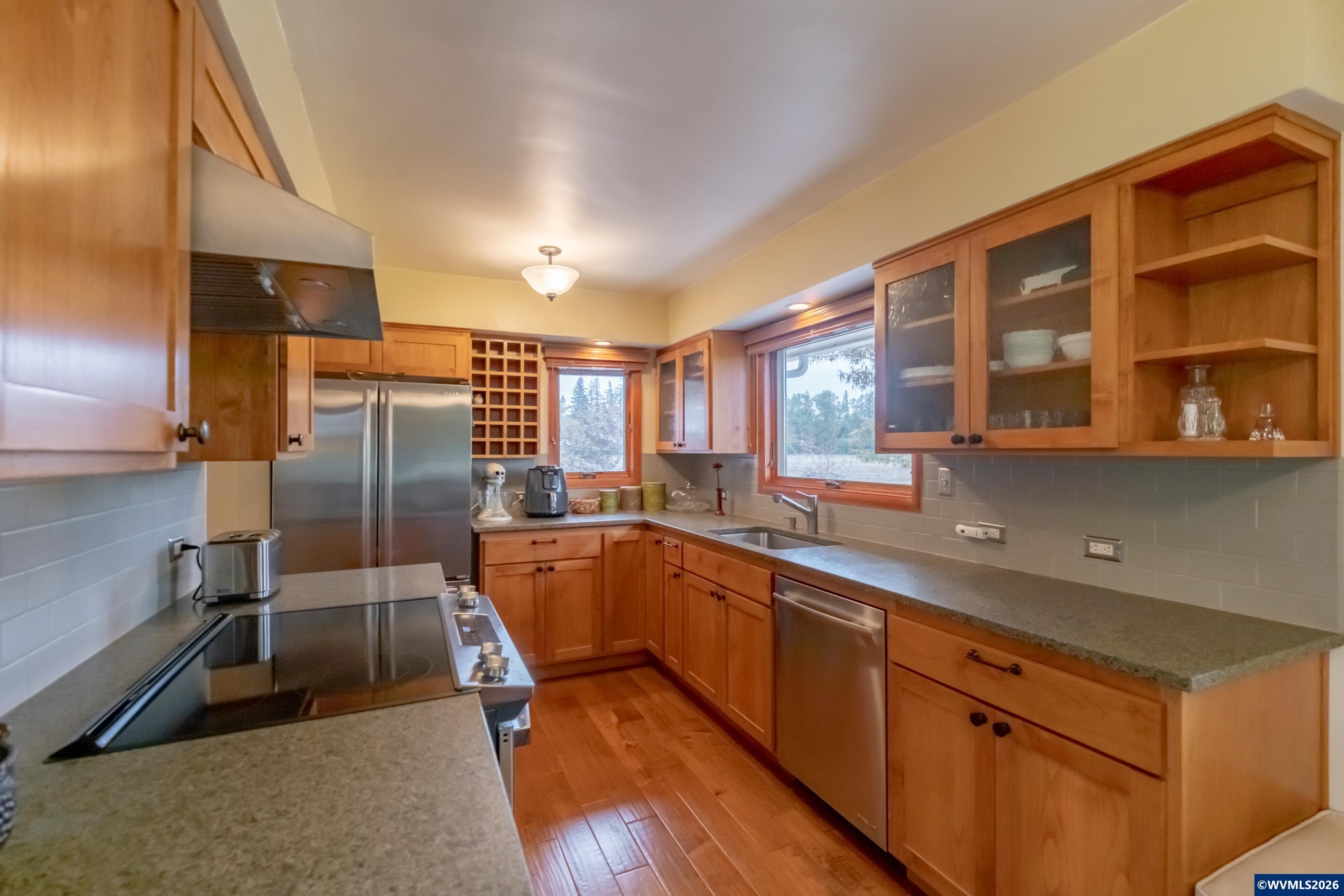 2866 Talbot Road South Jefferson, OR 97352 - Photo 12 of 50
