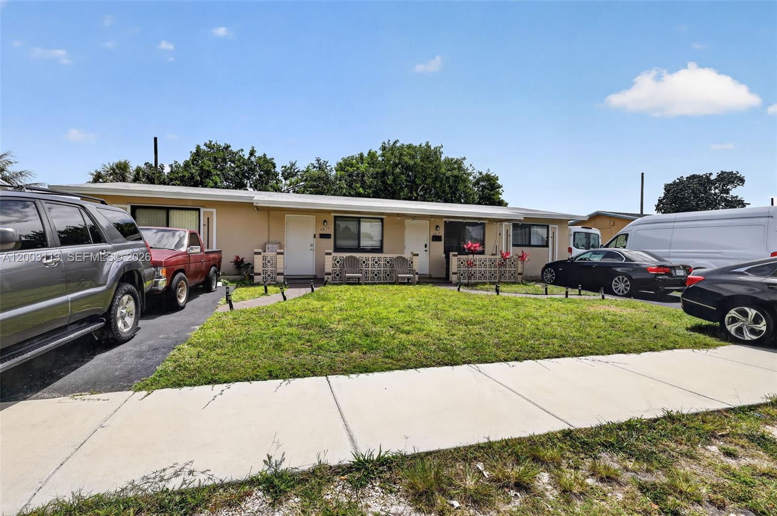 5814 Cleveland Street Hollywood, FL 33021 - Photo 2 of 59