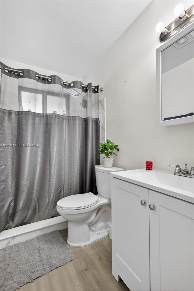 5814 Cleveland Street Hollywood, FL 33021 - Photo 38 of 59