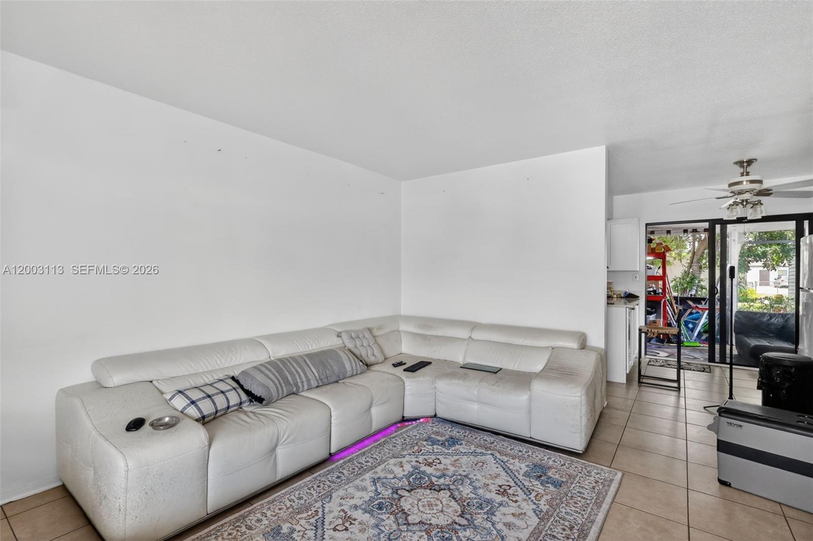 5814 Cleveland Street Hollywood, FL 33021 - Photo 7 of 59
